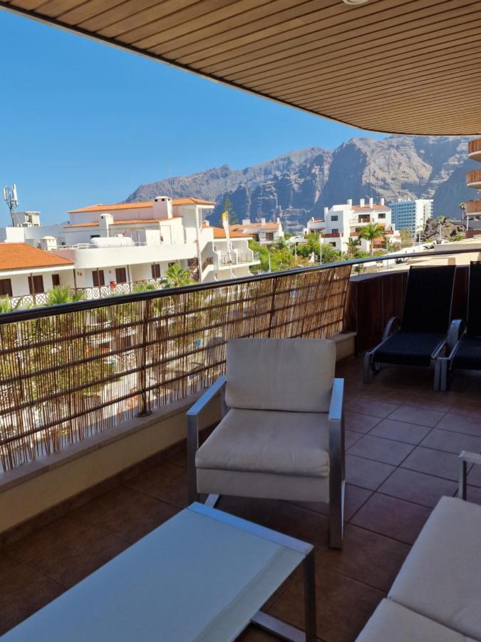 Large Terrace With Views On The Cliffs At Balcon De Los Gigantes Puerto de Santiago  Exterior foto